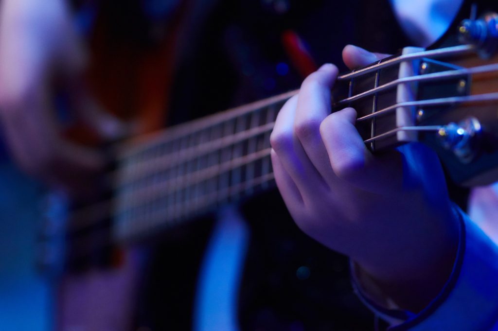 Mastering Bass Guitar Chords for Beginners