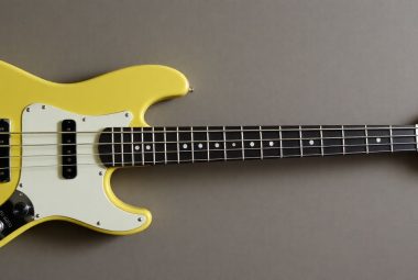 Fender Bass